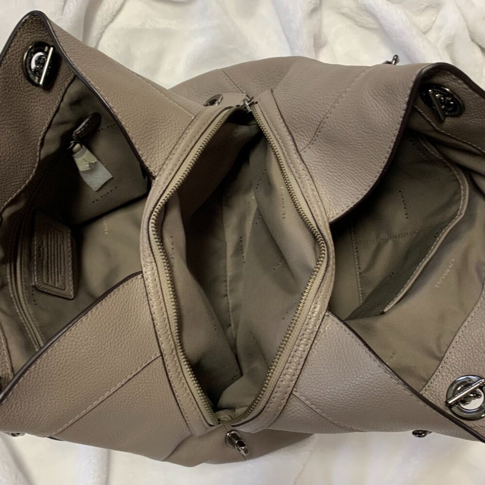 Coach Turnlock Edie Shoulder Bag β Taupe - Picture 10 of 16